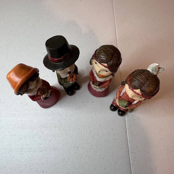 Thanksgiving Figurines Set Of 4 - Pilgrims and Native American Resin Figures - Picture 15 of 16